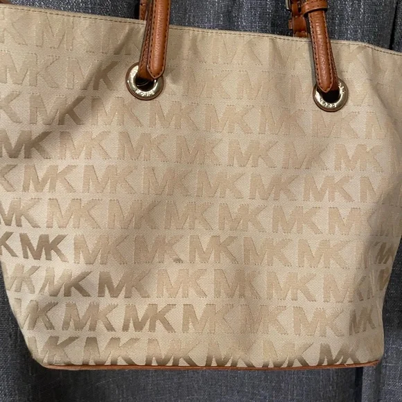 Michael Kors Tan Tote - Picture 7 of 12